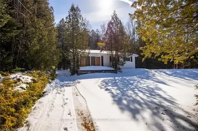 17 Morning Hill Road, South Bruce Peninsula, On N0h 2t0