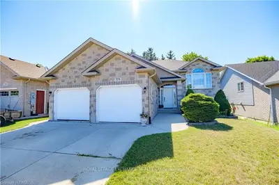 779 Reynolds Drive, Kincardine, On N2z 3a5