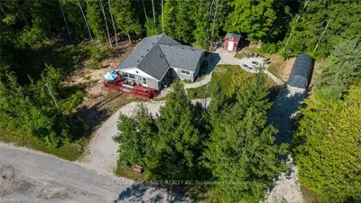 12 Pierce Street S, South Bruce Peninsula, On N0h 2t0