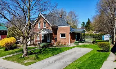 658 9th Street E, Owen Sound, On N4k 1p7