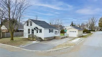 952 James Street, Kincardine, On N2z 2c3