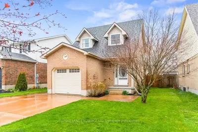 789 Mackendrick Drive, Kincardine, On N2z 3a5