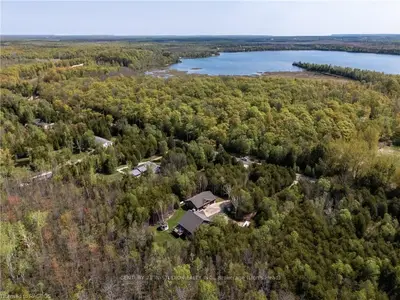 154 Bryant Street, South Bruce Peninsula, On N0h 2t0