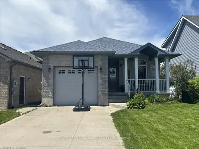 638 Kennard Crescent, Kincardine, On N2z 1t4