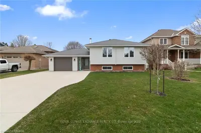 442 Park Street, Kincardine, On N2z 3a8