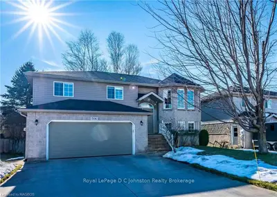 506 Buckby Lane, Saugeen Shores, On N0h 2c1