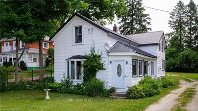 159 Garafraxa Street, Chatsworth, On N0h 1g0