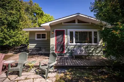 405 Third Avenue N, South Bruce Peninsula, On N0h 2g0