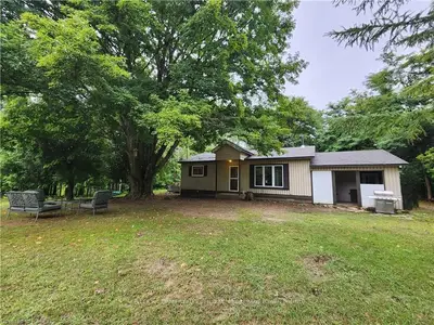 31 Thomas Street, South Bruce Peninsula, On N0h 2t0