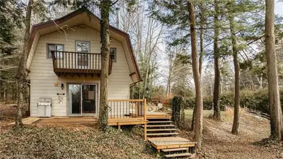 520 Attawandaron Road, Huron-kinloss, On N2z 2x3
