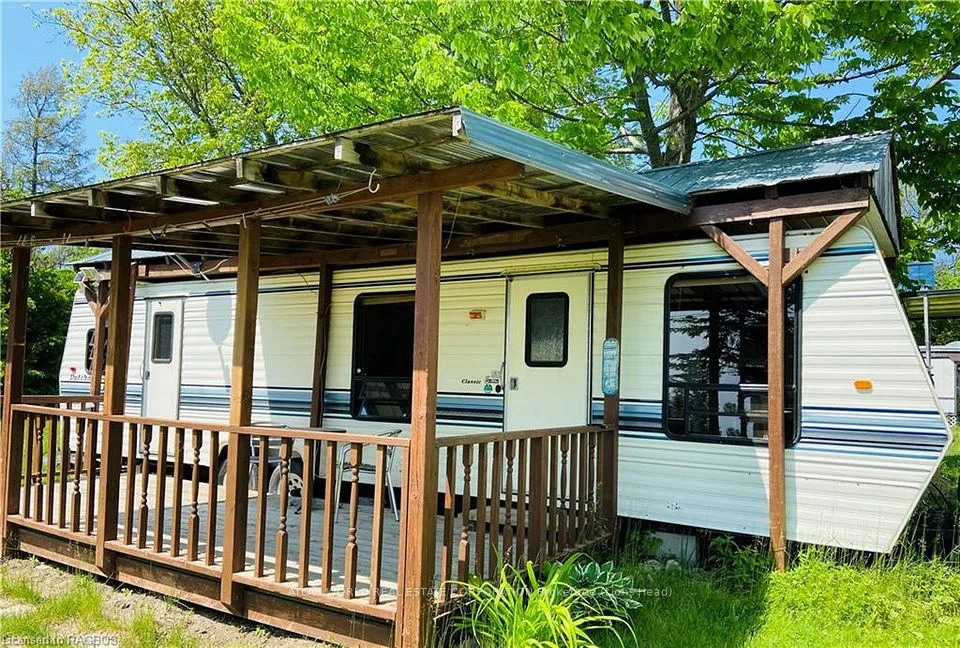 9 TAMARAC Road 4, Northern Bruce Peninsula, ON N0H 2R0