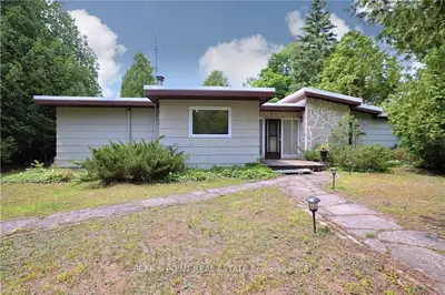 92 Boulton Street, South Bruce Peninsula, On N0h 2t0