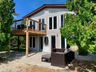 662 Dorcas Bay Road, Northern Bruce Peninsula, On N0h 2r0