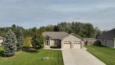 16 Snobelen Trail, Huron-kinloss, On N2z 0c6