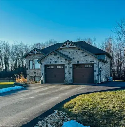 59 Howe Drive, Georgian Bluffs, On N0h 2k0