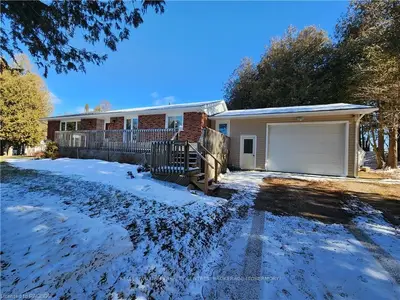 2908 6, Northern Bruce Peninsula, On, N0h 1w0