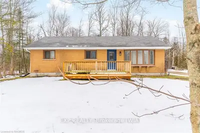 15 Mapleport Crescent, South Bruce Peninsula, On N0h 2t0