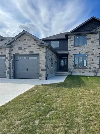 382 Rosner Drive, Saugeen Shores, On N0h 2c8