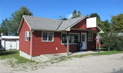 822 Pike Bay Road, Northern Bruce Peninsula, On N0h 2t0
