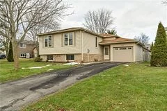 697 ANDREW MALCOLM Drive, Kincardine, ON N2Z 1P4