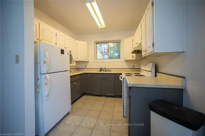 876 7th Avenue W 2, Owen Sound, On N4k 5k1