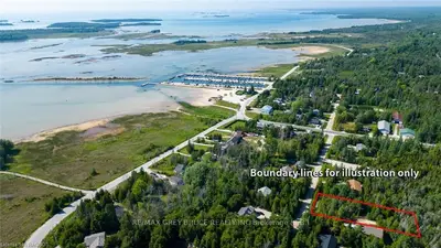23 Centre Street, South Bruce Peninsula, On N0h 2t0