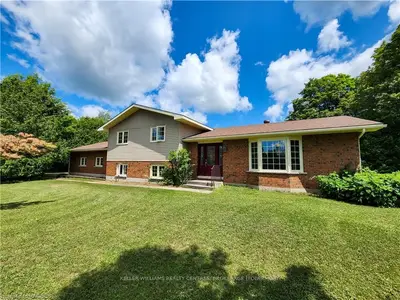 208 CENTRE DIAGONAL Road, South Bruce Peninsula, ON N0H 2T0