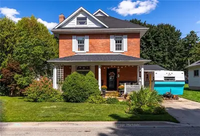 35 Centre Street, Grey Highlands, ON N0C 1H0