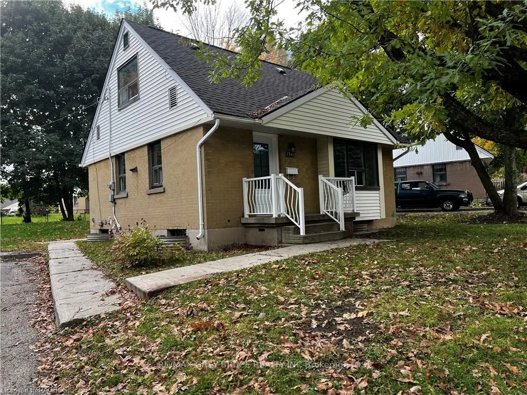 1391 8TH AVENUE WEST Avenue, Owen Sound, ON N4K 5M4