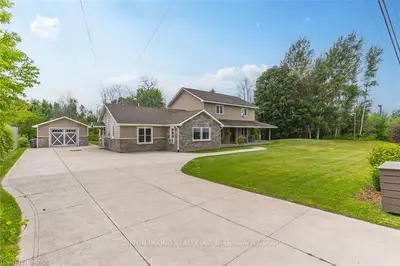 886 MAIN Street, South Bruce Peninsula, ON N0H 2G0