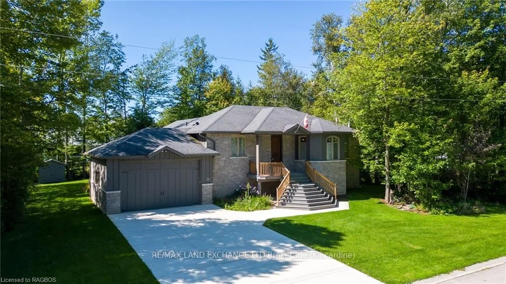 511 Abenaki Drive, Huron-kinloss, On N2z 2x3