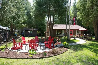 16 LAKEFIELD Avenue, South Bruce Peninsula, ON N0H 2T0