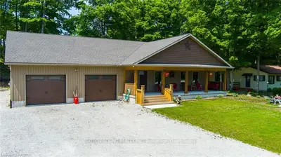 434 D LINE, South Bruce Peninsula, ON, N0H 2G0