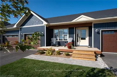 21 EAGLE Court, Saugeen Shores, ON N0H 2C3