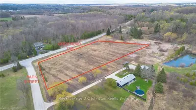 PT PARKLT 2 GREY ROAD 17B, Georgian Bluffs, ON, N4K 6V5