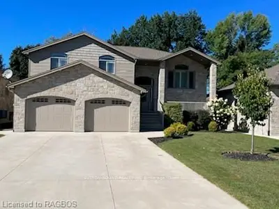 422 4TH Street W, Owen Sound, ON N4K 0E4
