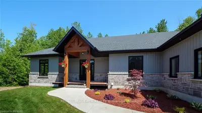 17 PHILLIPS Place, South Bruce Peninsula, ON N0H 2T0