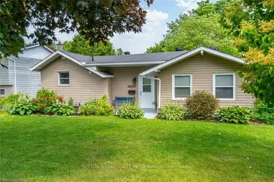2695 8TH Avenue W, Owen Sound, ON N4K 5N1