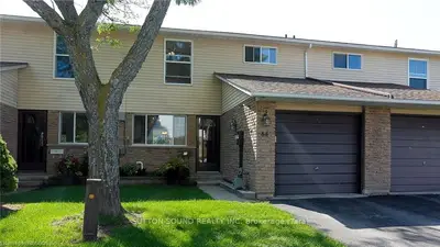 44 LAMSON Crescent, Owen Sound, ON N4K 6C1