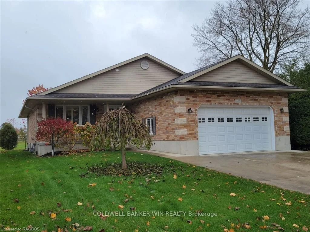 125 LONDON Road S, Wellington North, ON N0G 2L2