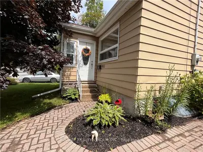 951 8TH Avenue W, Owen Sound, ON N4K 5M3