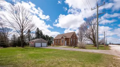 082380 6 Side Road, Georgian Bluffs, ON N4K 5N5