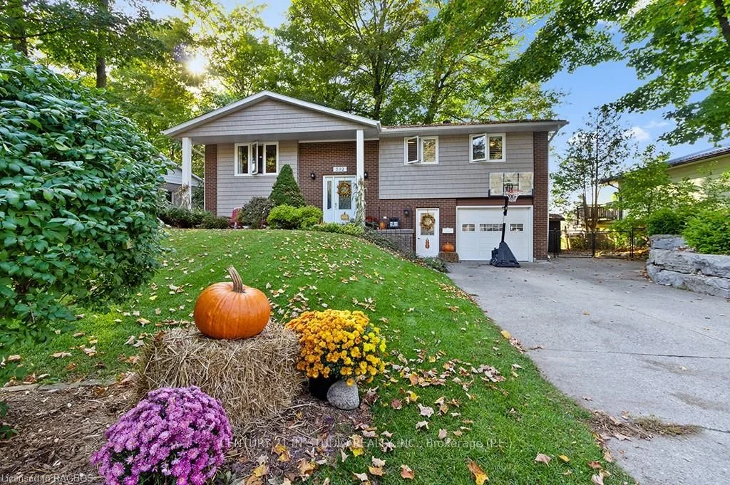 392 MAPLE Drive, Saugeen Shores, ON N0H 2C4
