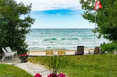 574 HARBOUR Street, Saugeen Shores, ON N0H 2C5
