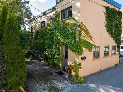 986 1ST Avenue E, Owen Sound, ON N4K 2E1