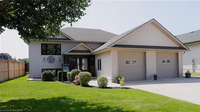 510 PROVINCIAL Street, Saugeen Shores, ON N0H 2C1