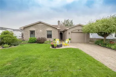 710 ANDREW MALCOLM Drive, Kincardine, ON N2Z 1P3