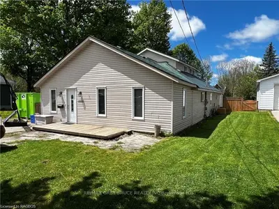 1770 9TH Avenue E, Owen Sound, ON N4K 3G6