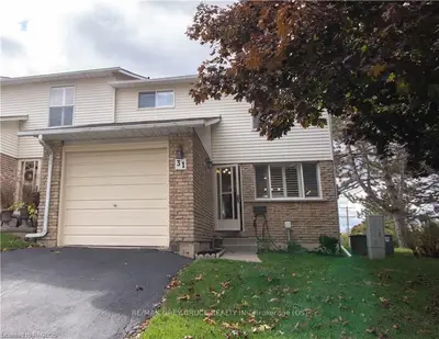 31 LAMSON Crescent, Owen Sound, ON N4K 6C1