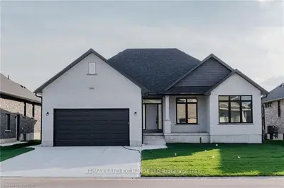 366 MCLEAN Crescent, Saugeen Shores, ON N0H 2C3